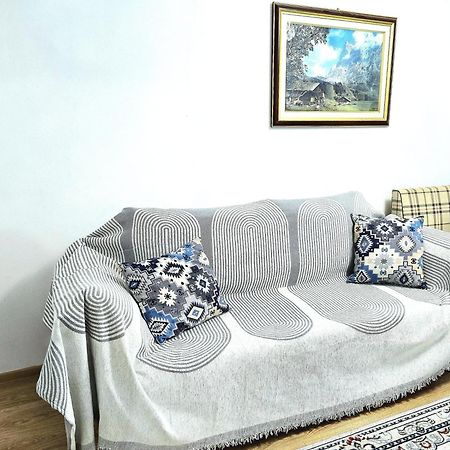 Apartamento Двухкомнатная "Аэропорт Астана" Exterior foto